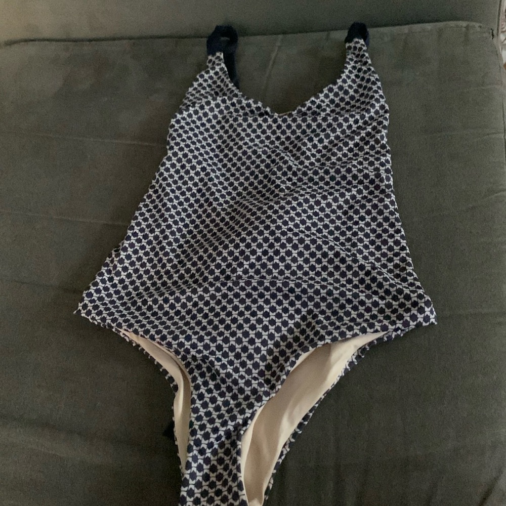 NWT Womens 1pc Swimwear